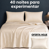 Edredão Fresco de Verão bege na cama