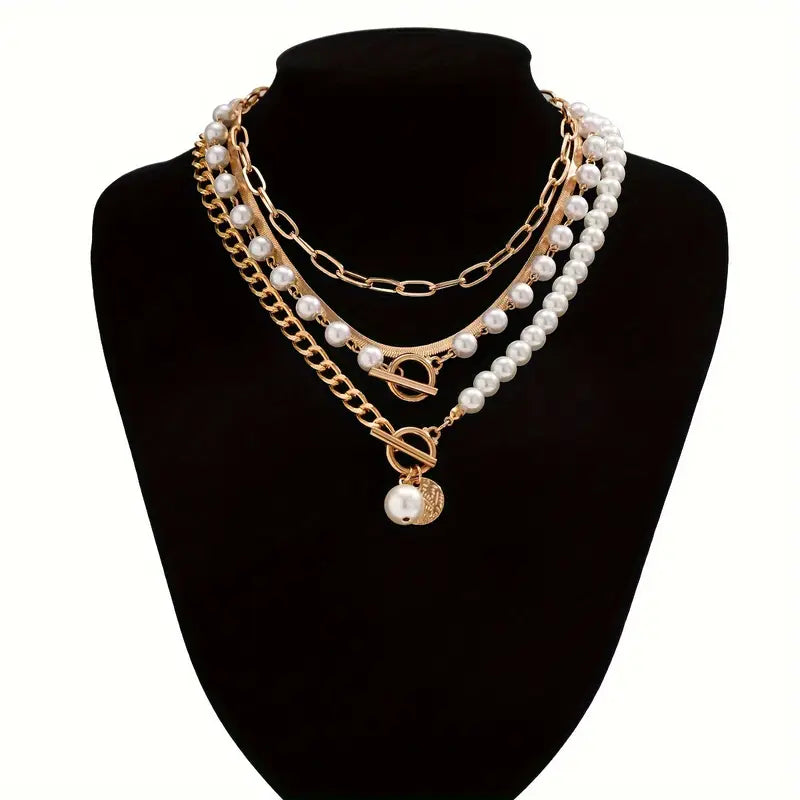 Conjunto de Colares Sobrepostos com Pérolas