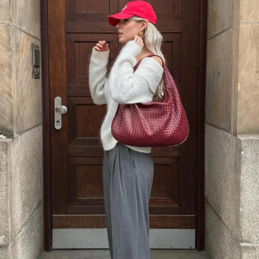 Mala hobo trançada elegante