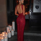 Vestido longo brilhante com decote quadrado