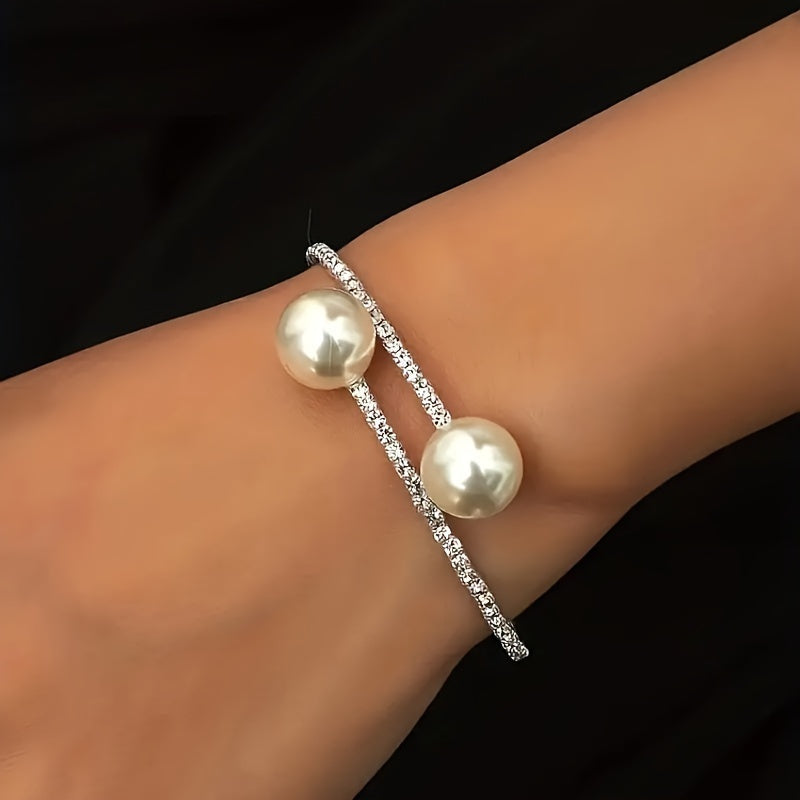 Pulseira com Pérolas e Cristais