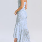 Natacha | Vestido Midi em Renda com Cauda Sereia