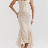 Natacha | Vestido Midi em Renda com Cauda Sereia