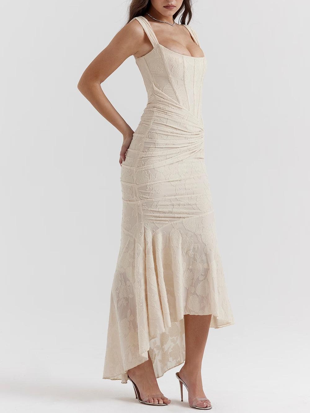 Natacha | Vestido Midi em Renda com Cauda Sereia