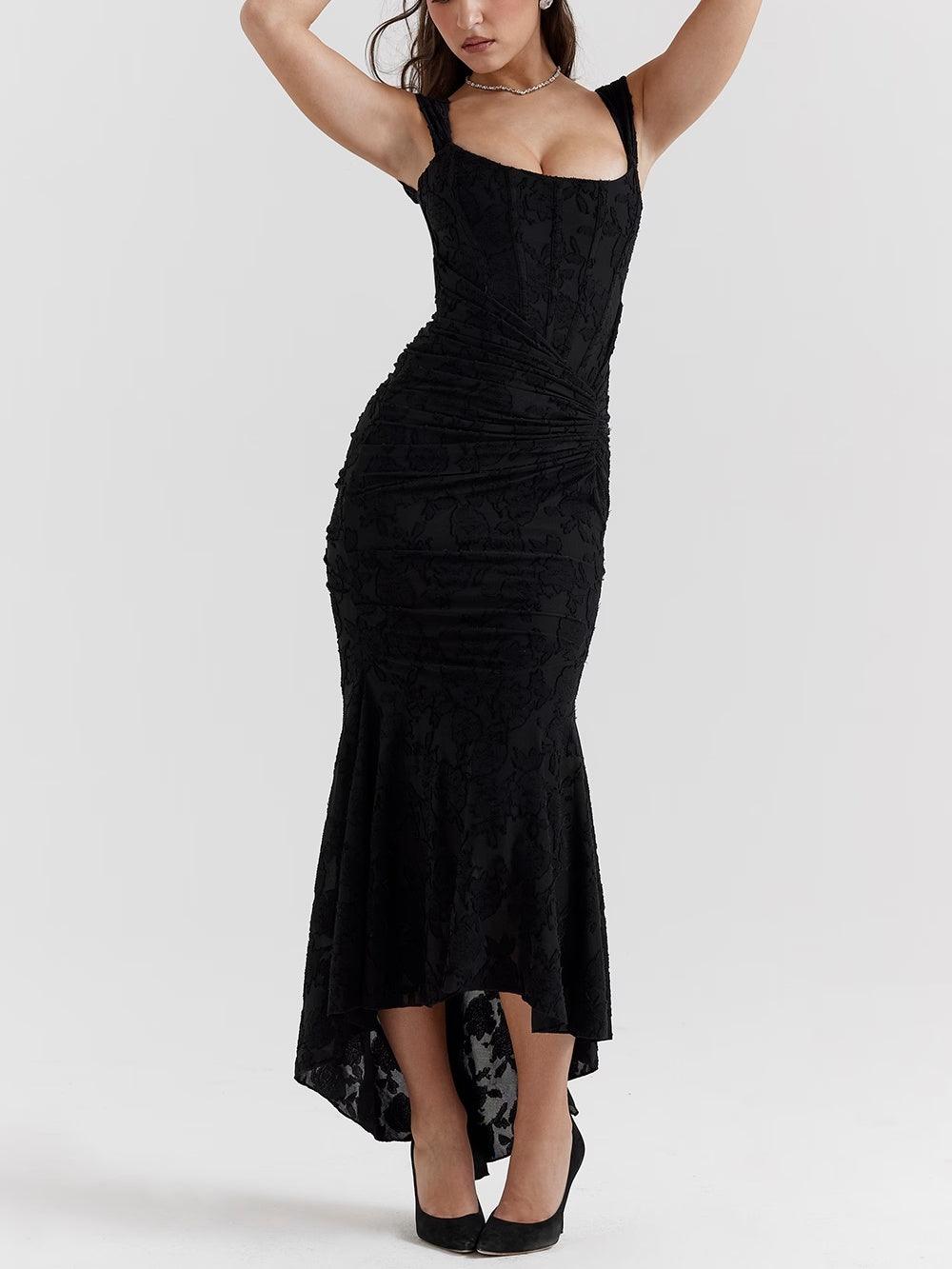 Natacha | Vestido Midi em Renda com Cauda Sereia