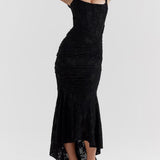 Natacha | Vestido Midi em Renda com Cauda Sereia