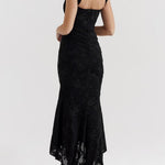 Natacha | Vestido Midi em Renda com Cauda Sereia
