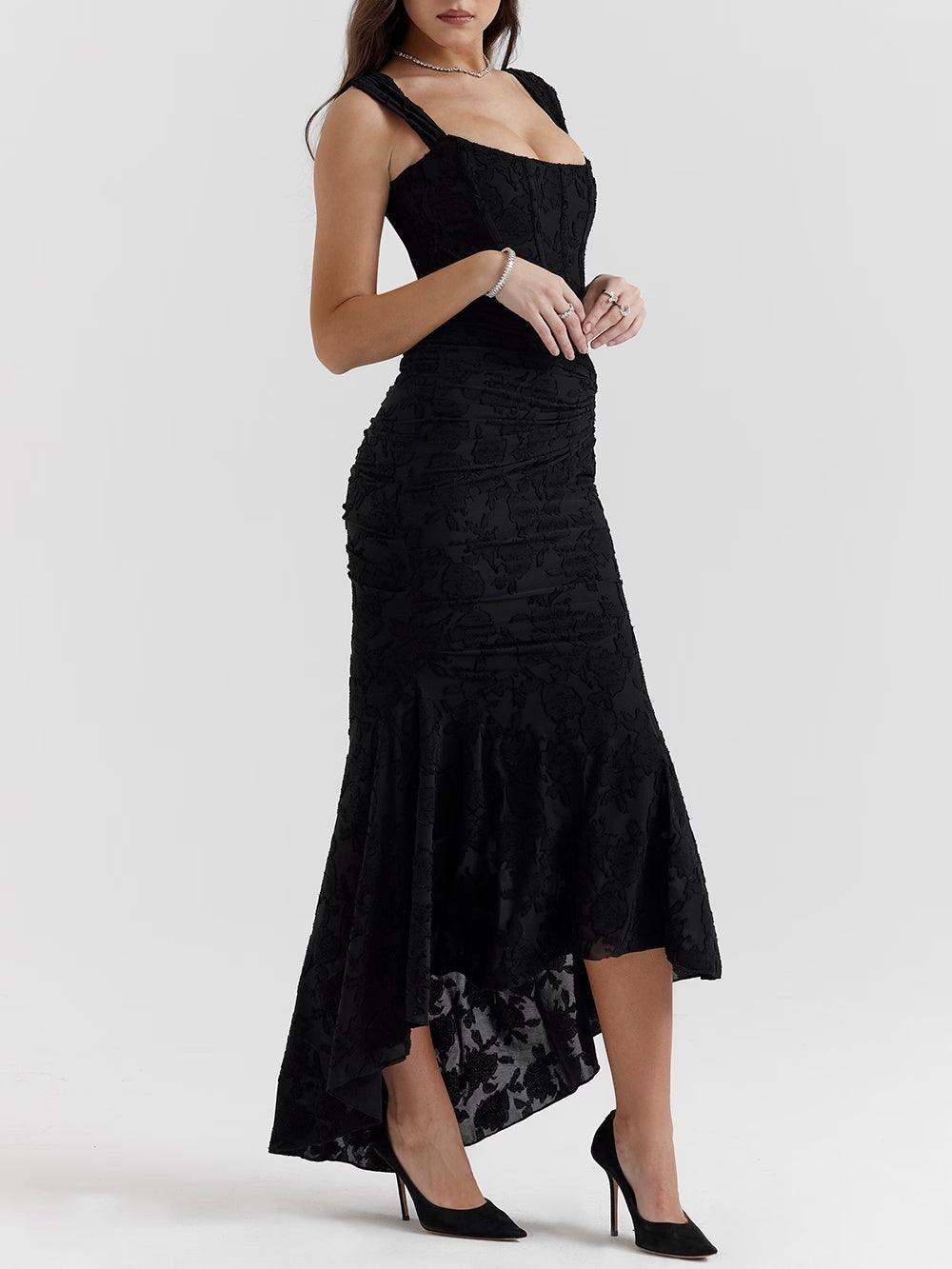 Natacha | Vestido Midi em Renda com Cauda Sereia