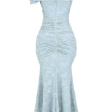 Natacha | Vestido Midi em Renda com Cauda Sereia