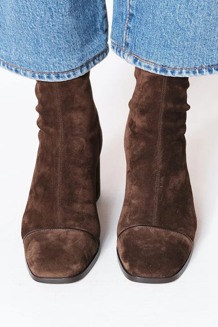 Adélia | Botins em Camurça Castanha