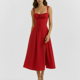 Vestido midi com corpete e abertura