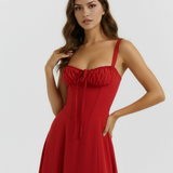 Vestido midi com corpete e abertura