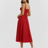 Vestido midi com corpete e abertura