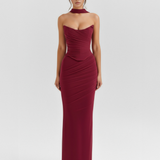 Vestido longo justo com colarinho choker