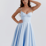 Vestido midi com corpete e saia ampla