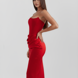Vestido longo acetinado com decote tomara que caia