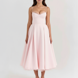 Vestido midi com corpete e saia ampla