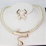 Conjunto de Joias com Pérolas e Onda