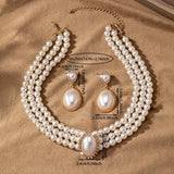 Conjunto de Joias com Fio de Pérolas