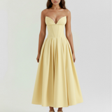 Vestido midi tomara que caia com saia ampla