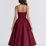 Vestido midi com corpete e saia ampla