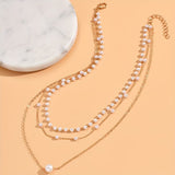 Conjunto de Três Colares com Pérolas