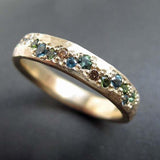 Anel Fio de Cristais Multicolor Dourado