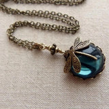 Magnifique collier libellule vintage avec boucles d'oreilles bonus – Offre à durée limitée