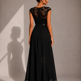 Alícia | Vestido Maxi com Corpete em Renda