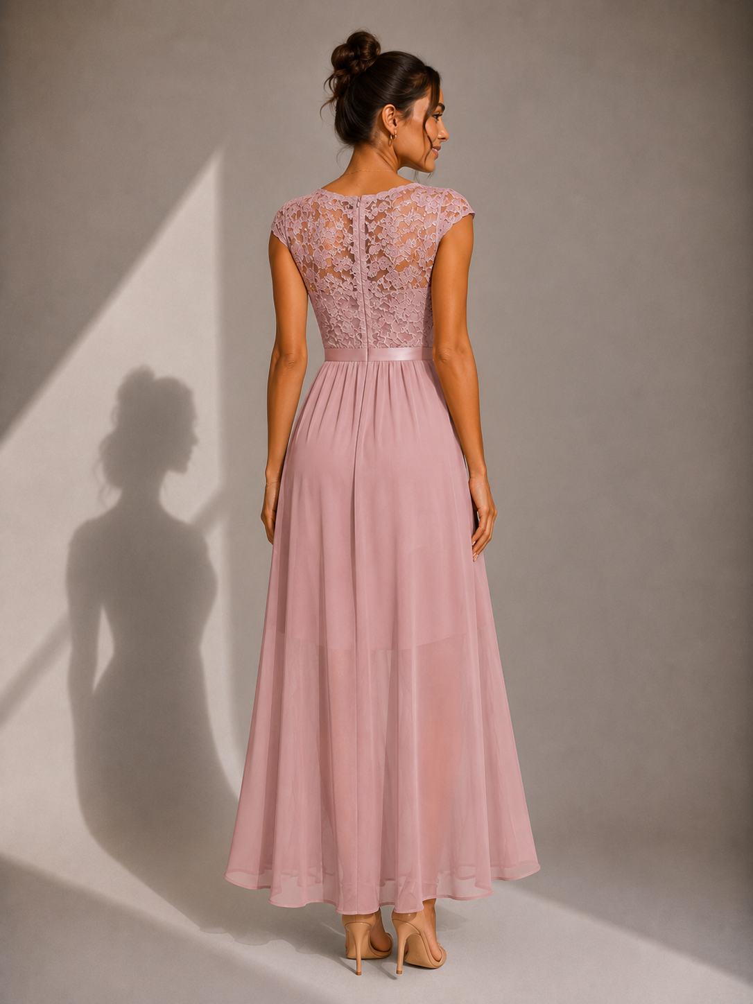 Alícia | Vestido Maxi com Corpete em Renda