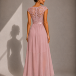 Alícia | Vestido Maxi com Corpete em Renda