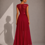 Alícia | Vestido Maxi com Corpete em Renda