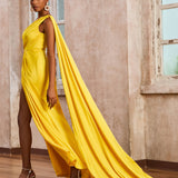 Daniela | Vestido comprido de um ombro só sem mangas com racha alta