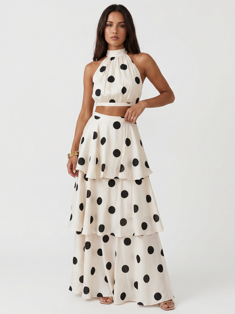 Conjunto de top e saia longa de bolinhas