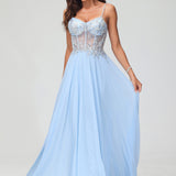 Carolina | Vestido comprido em chiffon transparente evasê com aplicações