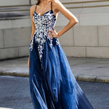 Benedita | Vestido comprido em tule com top em renda aplicada