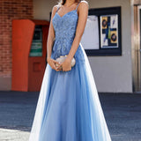 Micaela | Vestido evasê com corpete em renda aplicada