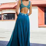 Brígida | Vestido comprido em chiffon com renda aplicada e saia até ao chão