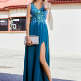 Brígida | Vestido comprido em chiffon com renda aplicada e saia até ao chão