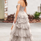Palmira | Vestido em tule com folhos com ombros descobertos