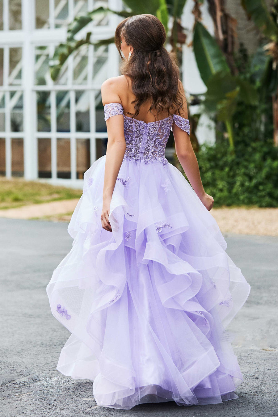 Bárbara | Vestido de baile em tule com folhos estilo princesa evasê