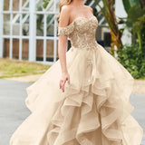 Bárbara | Vestido de baile em tule com folhos estilo princesa evasê