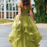 Bárbara | Vestido de baile em tule com folhos estilo princesa evasê