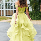 Bárbara | Vestido de baile em tule com folhos estilo princesa evasê