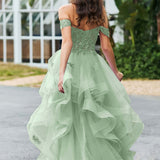 Bárbara | Vestido de baile em tule com folhos estilo princesa evasê