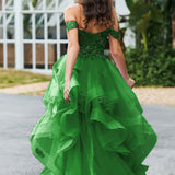 Bárbara | Vestido de baile em tule com folhos estilo princesa evasê