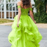 Bárbara | Vestido de baile em tule com folhos estilo princesa evasê