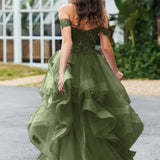 Bárbara | Vestido de baile em tule com folhos estilo princesa evasê