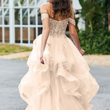 Bárbara | Vestido de baile em tule com folhos estilo princesa evasê