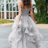 Bárbara | Vestido de baile em tule com folhos estilo princesa evasê